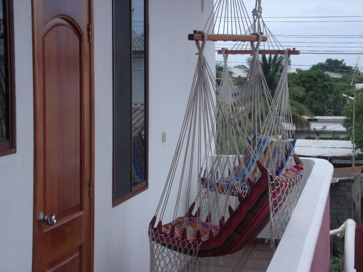 Galapagos Best Hostel Puerto Ayora  Exterior foto